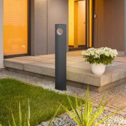 Trio Leuchten Katun LED Wegeleuchte 18x7x100cm Aluminium Anthrazit 11 Trio Leuchten Katun LED Wegeleuchte 18x7x100cm Aluminium Anthrazit -Gartenbedarf Angebote 1352530 5